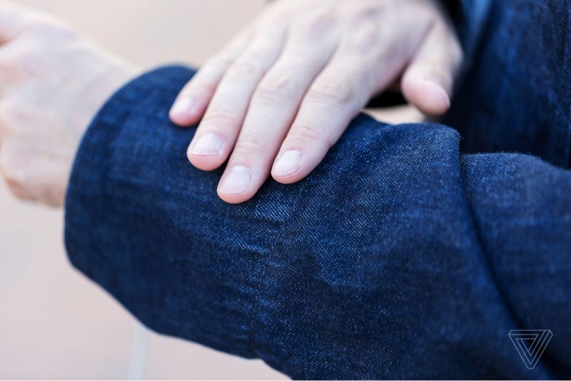 news-levis-smart-jacket-sleeve news-levis-smart-jacket-sleeve