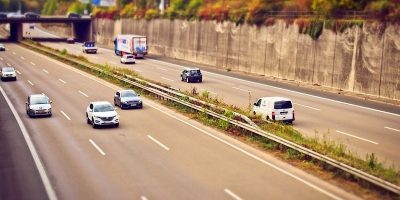 New Tesla Feature that Makes Lane Changes Autonomously Less Safe than Human Drivers