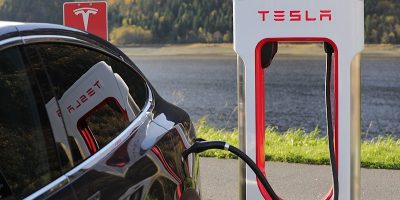 News Tesla Lawsuit Crash Featured