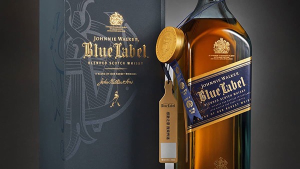 Iot Ads Johnny Walker Smart Bottle