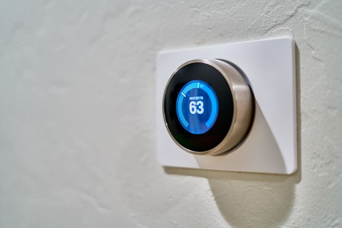 Smart Home Devices Save Money Thermostat