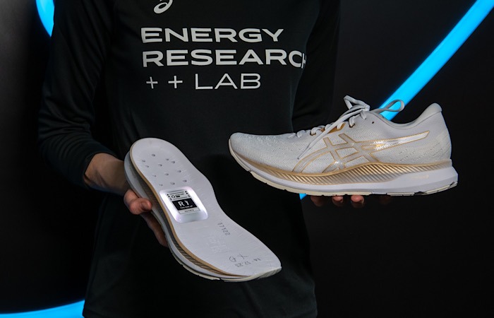 Trends Asics Smart Shoe Energy