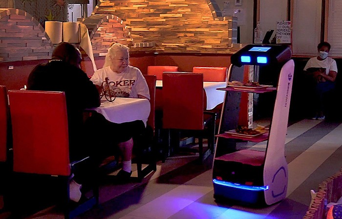 Restaurant Robots Delivering