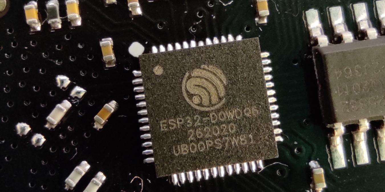Esp32 Dip Chip Closeup Feature Image