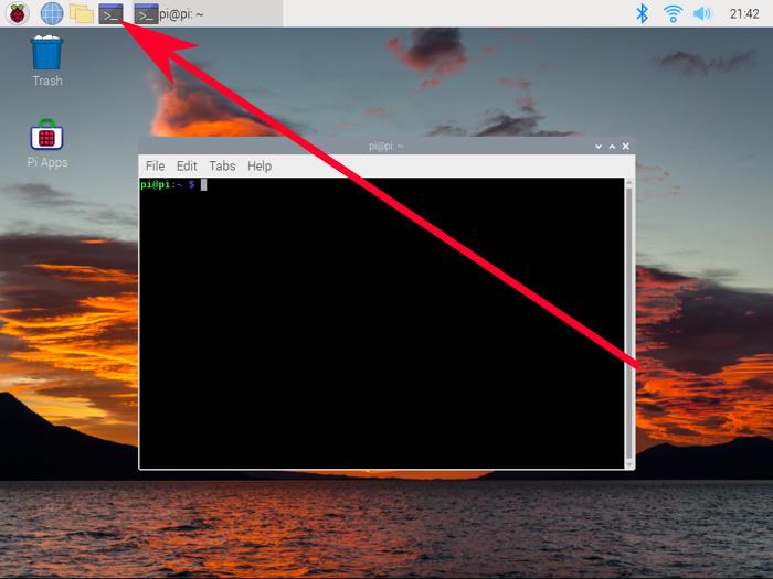 Raspberry Pi Red Arrow On Terminal Active Terminal Window On Screen
